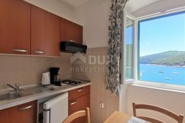 ISTRA, RABAC - Dva apartmana, prvi red do mora, Labin, Daire