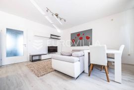 Novi Zagreb, Remetinec, moderan trosoban stan s vrtom NKP 75,95 m2 + PM, Zagreb, Wohnung