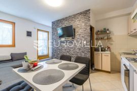 Istra, Rovinj, predivna kuća od 75 m2 u centru grada s pogledom na more, Rovinj, Дом