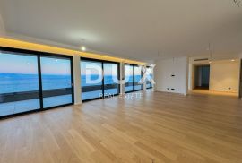 OPATIJA, CENTAR - jedinstveni penthouse s krovnim bazenom iznad centra Opatije, garaža, panoramski pogled, Opatija, شقة