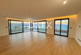 OPATIJA, CENTAR - 217m2 luksuza s vlastitim bazenom u novogradnji iznad centra Opatije, pogled, garaža, Opatija, Kвартира