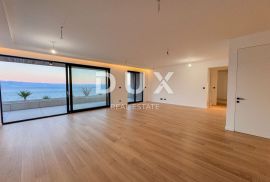 OPATIJA, CENTAR - 217m2 luksuza s vlastitim bazenom u novogradnji iznad centra Opatije, pogled, garaža, Opatija, Kвартира