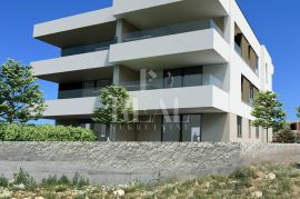 NOVALJA-urbana vila sa 8 jedinica, stan od 73,6 m2, Novalja, شقة