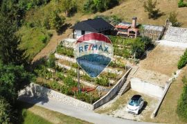 VIKEND KUĆA 77m2, detaljno renovirano, Krapina, Krapina - Okolica, Famiglia