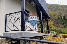 VIKEND KUĆA 77m2, detaljno renovirano, Krapina, Krapina - Okolica, Famiglia