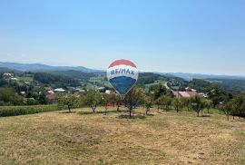 PREDIVNO GRAĐEVINSKO ZEMLJIŠTE, 2592 m2, RADOBOJ, Radoboj, Arazi