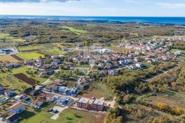 Stan na prvom katu blizu centra grada Poreča!, Poreč, Appartement