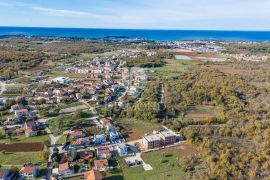 Poreč, izvrstan stan u prizemlju blizu centra grada!, Poreč, Appartement