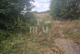 Građevinsko zemljište M1 i M2 zona stambeno,poslovna,3200 m2, Čavle, Terrain