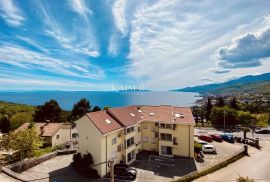 Opatija - Troetažni stan s krovnom terasom i panoramskim pogledom (H1A3), Matulji, Appartamento