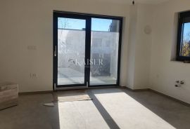 Istra - Umag, stan u prizemlju blizu mora, Umag, Apartamento