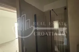 Prodaja, Murter, penthouse 262,5m2 sa 2 PM i spremištem, Tisno, Appartement