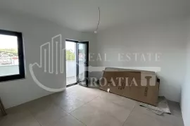 Prodaja, Murter, penthouse 262,5m2 sa 2 PM i spremištem, Tisno, Appartement