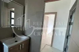 Prodaja, Murter, penthouse 262,5m2 sa 2 PM i spremištem, Tisno, Appartement