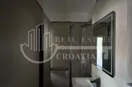 Prodaja, Murter, penthouse 262,5m2 sa 2 PM i spremištem, Tisno, Appartement