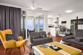 OPATIJA, luksuzan stan 2S+DB u blizini mora, Opatija, Apartamento