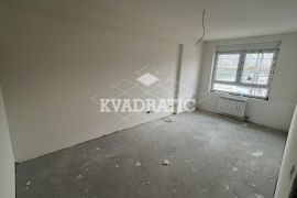 Lux stan u Zemunu, 3.5, 102m2, I , CG - Bez provizije, Zemun, Daire