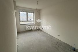 Lux stan u Zemunu, 3.5, 102m2, I , CG - Bez provizije, Zemun, Daire