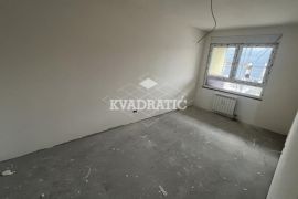 Lux stan u Zemunu, 3.5, 95m2, I , CG - Bez provizije, Zemun, Daire