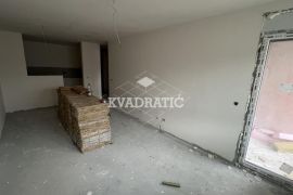 Lux stan u Zemunu, 3.5, 95m2, I , CG - Bez provizije, Zemun, Appartment