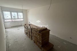 Lux stan u Zemunu, 3.5, 95m2, I , CG - Bez provizije, Zemun, Daire