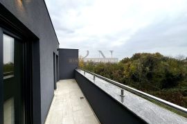 ZAGREB - ČRNOMEREC - MODERAN PENTHOUSE SA GARAŽOM I VPM!, Zagreb, Διαμέρισμα