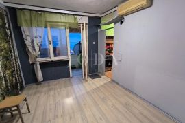 Stan na Vojaku sa dvorištem i parkingom, 3s +db, Rijeka, Appartement