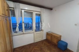 Stan na Vojaku sa dvorištem i parkingom, 3s +db, Rijeka, Appartement