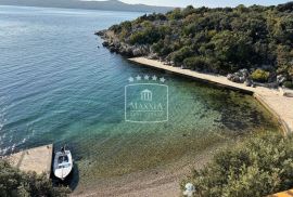 Zadar-okolica! Hotel prvi red do mora! Potencijal!3.450.000€, Posedarje, Immobili commerciali