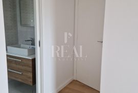 NOVALJA-STAN U KVALITETNOJ NOVOGRADNJI, 3S+DB OD 87 m2, DVA PARKIRNA MJESTA, Novalja, Appartement