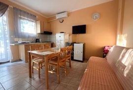 Premantura, dva apartmana 800m od mora, Medulin, Διαμέρισμα