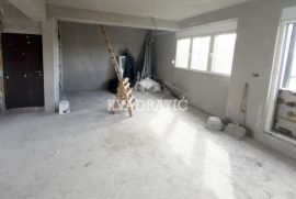 Cvetkova Pijaca, 125m2, Uknjižen 3.5 Duplex, Zvezdara, Appartment