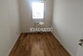 Lux Stan Vukov Spomenik, 4.0, Cg, 107m2, Bez provizije, Zvezdara, Appartment