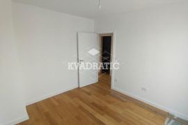 Lux Stan Vukov Spomenik, 3.0, Cg, 78m2, Bez provizije, Zvezdara, Appartment