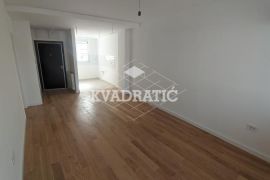 Lux Stan Vukov Spomenik, 4.0, Cg, 86m2, Bez provizije, Zvezdara, Appartment