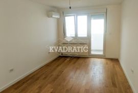 Lux Stan Vukov Spomenik, 4.0, Cg, 86m2, Bez provizije, Zvezdara, Appartment