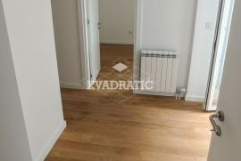 Lux Stan Vukov Spomenik, 4.0, Cg, 95m2, Bez provizije, Zvezdara, Appartment