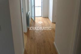 Lux Stan Vukov Spomenik, 4.0, Cg, 95m2, Bez provizije, Zvezdara, Appartment