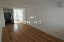 Lux Stan Vukov Spomenik, 4.0, Cg, 95m2, Bez provizije, Zvezdara, Appartment