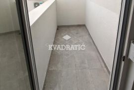 Lux Stan Vukov Spomenik, 4.0, Cg, 95m2, Bez provizije, Zvezdara, Appartment