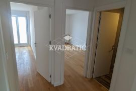 Lux Stan Vukov Spomenik, 4.0, Cg, 95m2, Bez provizije, Zvezdara, Appartment