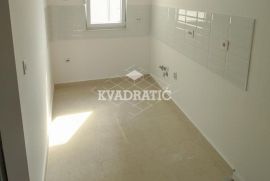 Lux Stan Vukov Spomenik, 4.0, Cg, 95m2, Bez provizije, Zvezdara, Appartment