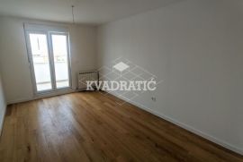 Lux Stan Vukov Spomenik, 4.0, Cg, 95m2, Bez provizije, Zvezdara, Appartment