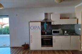 Crikvenica- 2s+db s balkonom i posebnim ulazom, Crikvenica, Appartment