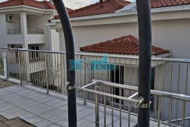 CRIKVENICA - STAN SA BAZENOM I PODNIM GRIJANJEM, Crikvenica, Appartment