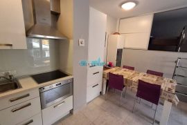 CRIKVENICA - STAN SA BAZENOM I PODNIM GRIJANJEM, Crikvenica, Appartment