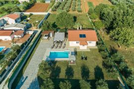 Istra, Rovinj - kuća s bazenom, 120 m2, Rovinj, Kuća