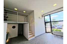 Poslovni prostor 43m2, Špansko, Zagreb, Gewerbeimmobilie