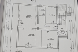 Apartmanska vila s potencijalom, Seget Vranjica, Seget, Σπίτι