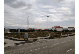 Atraktivno zemljište za najam, Plano, 2.951 m2, Trogir - Okolica, Land